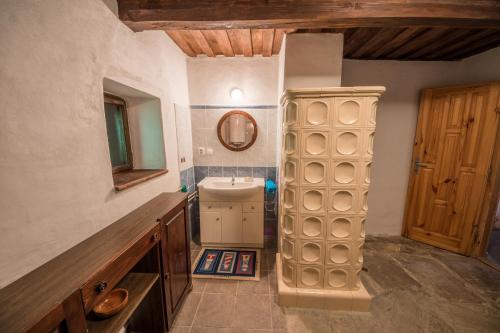 Vannas istaba, Country House Fort Lacnov in Lipovec
