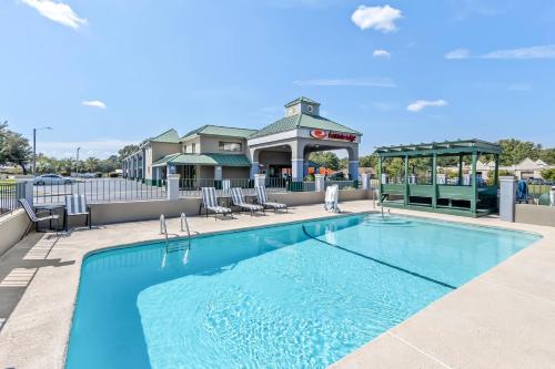 泳池, Econo Lodge Goose Creek - Charleston North in 鵝溪
