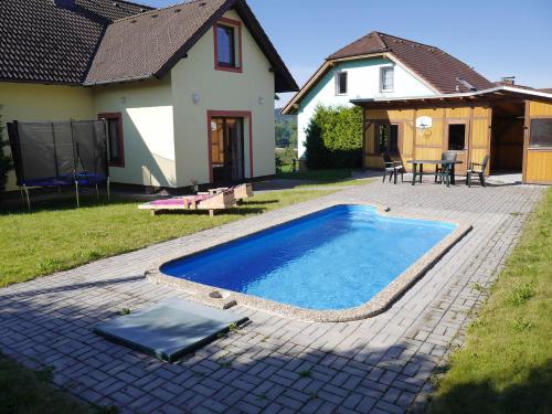 Swimming pool, Villa Frymburk in Frymburk