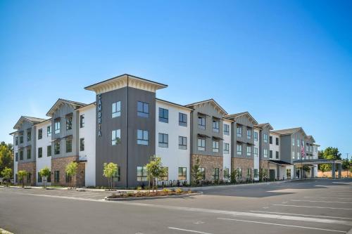 Cambria Hotel Templeton - Paso Robles