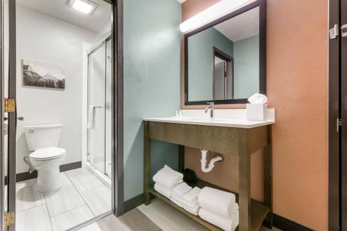 Quality Inn Dillon I-15 - image 6
