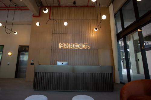 Margot Apartments By MrW