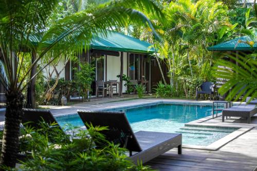 Cadlao Resort & Restaurant Room Type - Standard Cottage