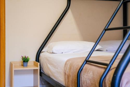 New Apartment at New Bazaar - Tirana City Center, Tirana