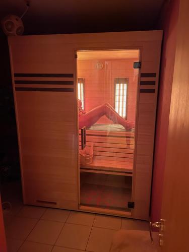 Szauna, La chambre d hôtes By Georges (La chambre d hotes By Georges) in Scharrachbergheim-Irmstett