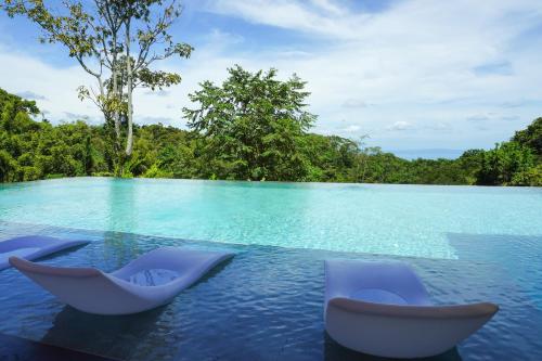 Hidden Gardens Resort, Davao in Eden