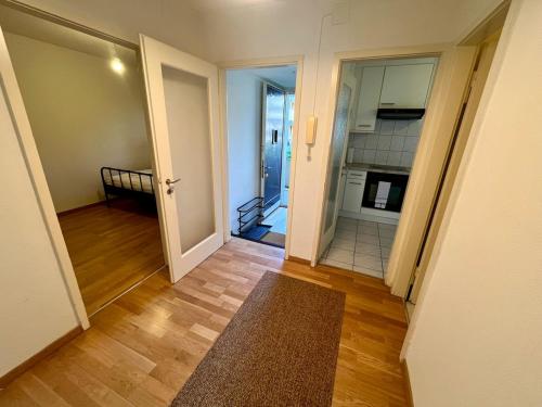 Basic & Comfy on Langgrütstrasse in Zürich, Schweiz