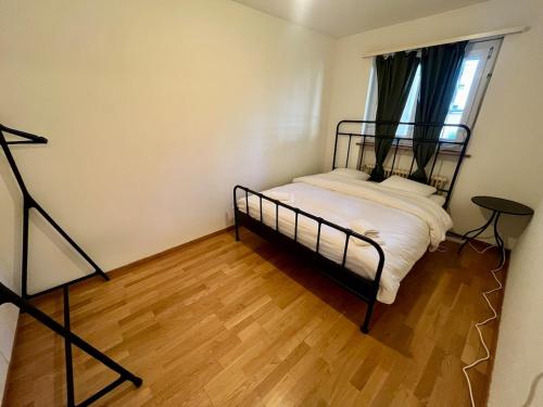 Basic & Comfy on Langgrütstrasse in Zürich, Schweiz