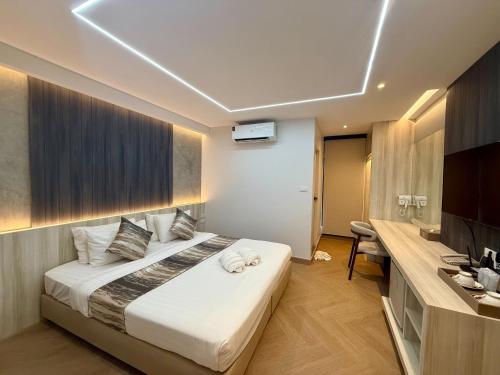 Bed by Tha-Pra Hotel Room Type - Superior Double Room
