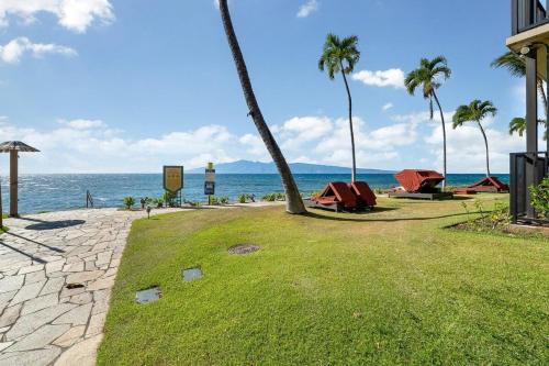 Kaanapali Shores 940 · KS 940 Top Floor Studio w Ocean Views AC in 拉海納