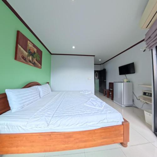 room detail thumbnail 0