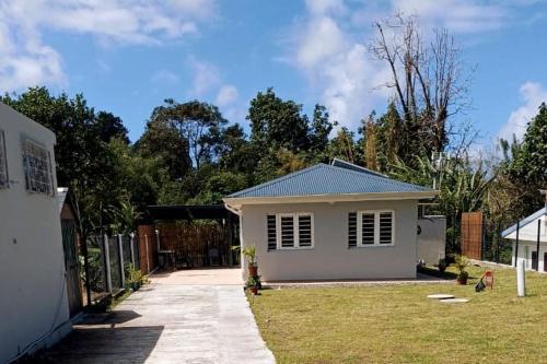 Bungalow Le Petit Havre Pointois in Basse-Pointe