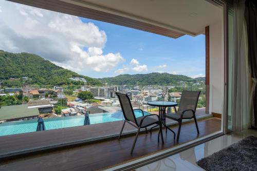 푸켓 Q 레지던스 (Q Residence) 4성급 호텔 외관