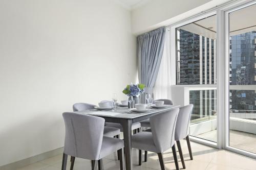 VayK - Spacious 2BR in JLT with Marina Views - image 11