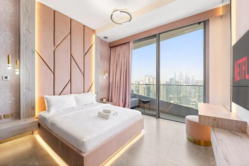VayK - Ultra-Luxury 3BR Marina Retreat with Stunning View - image 9