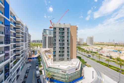 VayK - Brand New 1BR in Dubai Hills - image 12