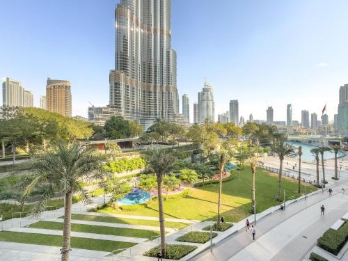 VayK - Exceptional 3BR at Address Dubai Opera - image 6