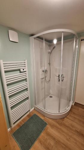 Appartement spacieux climatisé au cœur de l'avesnois (Appartement spacieux climatise au cœur de l'avesnois) in Trelon
