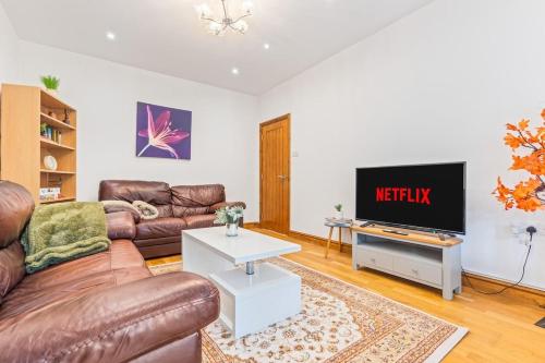 Large 5-Bed Home for Contractors in Headington – khách sạn tại Headington