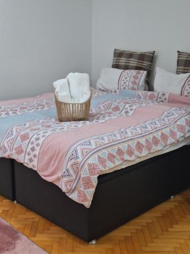 Quiet, Family-Friendly House with Garden & Parking, Skopje (fotografie 7)
