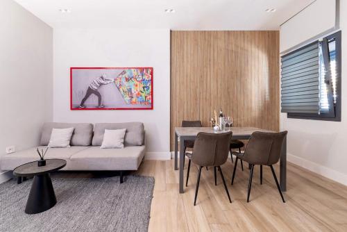 Suite Monte Nero Renovated 1BR Apartment, Central Olbia 5