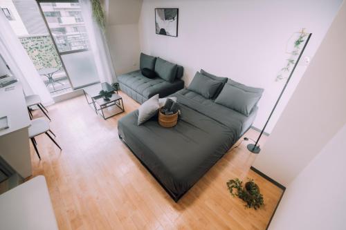 Minimalist Loft 9 Namba Compact Studio and Gym MA93
