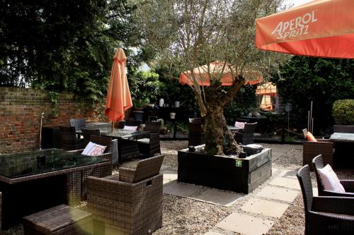 The Blue Anchor - image 3