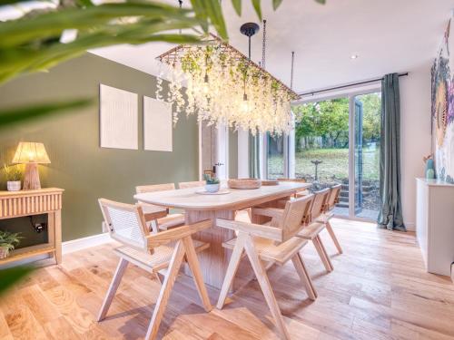 設施, Oxford - hot tub, games room, parking, arcade in 北欣克西