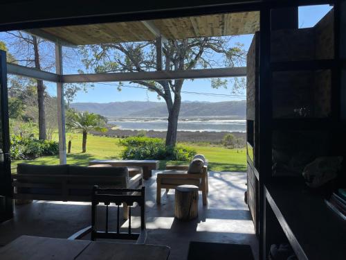 Bellevue on the Knysna lagoon in Belvidere