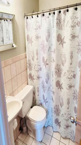 Ocean Front Duplex Brant Beach 2Nd Floor in Brant Beach, USA