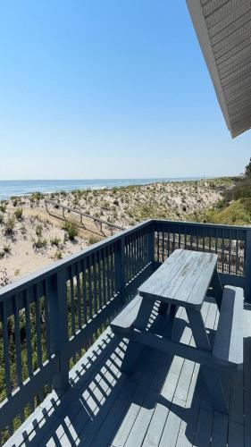 Ocean Front Duplex Brant Beach 2Nd Floor in Brant Beach, USA