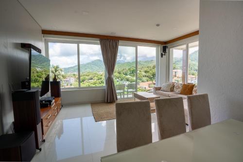 푸켓 Q 레지던스 (Q Residence) 4성급 호텔 로비