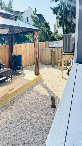 5 Br Ship Bottom- Bayside Short Walk To Beach, in Ship Bottom, USA