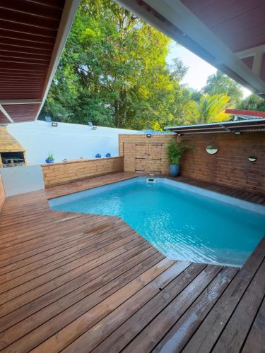 Villa JOLIS 4 chambres avec piscine en Guadeloupe - Location, gîte - Les Abymes