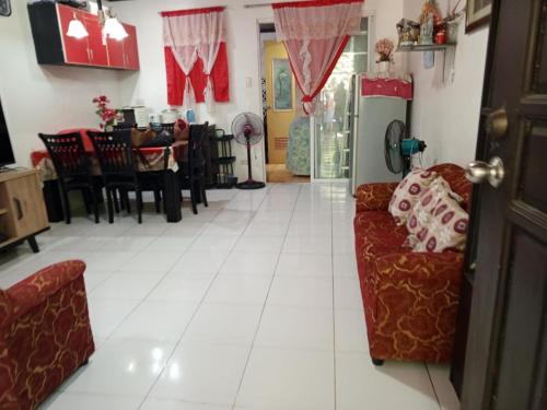 1 Bedroom Townhouse with Airconditon ,Water heater and free wifi,fully furnished in Angono