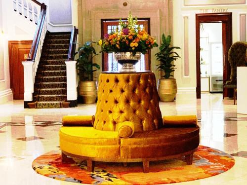 Taj Cape Town - fabulous 2 bedroom near top floor with stunning Table Mtn views - Cape Town