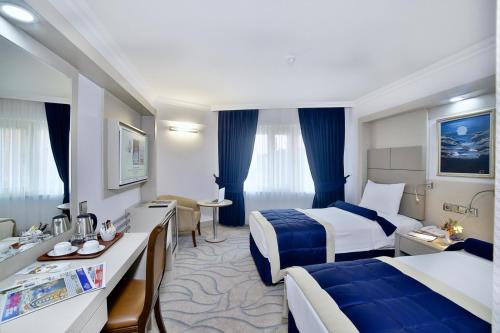 Marathon Hotel - image 14