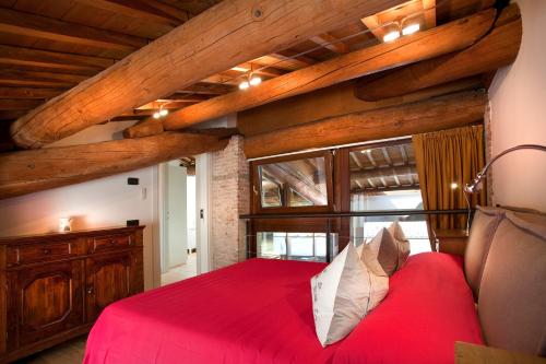 Apartment - Split Level image 9