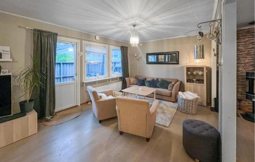 Cozy Home In Flekkefjord With House Sea View in Flekkefjord