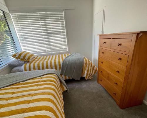 Fresh and inviting home in quiet setting, Hamilton – khách sạn tại St Andrews