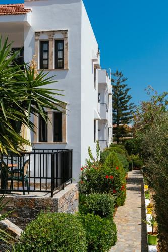  Paradise Hotel-Apartments in Stalida