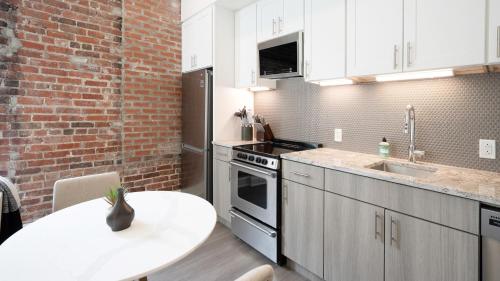 Konyha, Landing Apartments - Landing Midtown in Birmingham városközpont