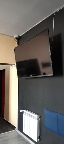 صالة مشتركة/ منطقة التلفزيون, Bresson Hostel in كراكوف