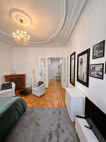 REMA Apartments 10702 - main image
