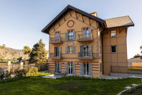 2 bedrooms, 2 beds