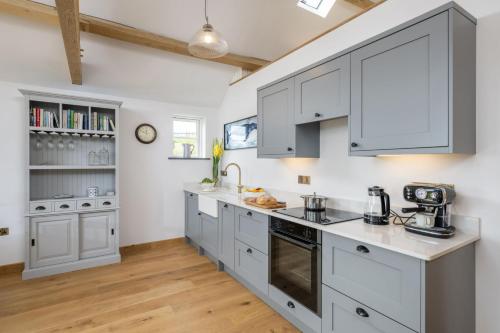 Exterior view, Skylark in Withiel