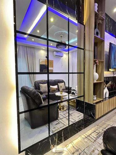 Azure Villa Suites Apart Hotel in Лімбе