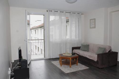 Issam - Location saisonnière - Lyon