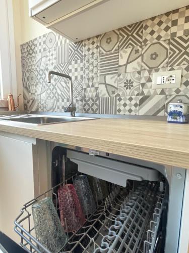 Kitchen, B33 A natural tilt for beauty in Pisa