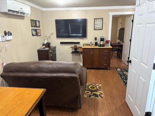 The Fishing Hole - Newly renovated Suite apt 4 in Bryson City, USA